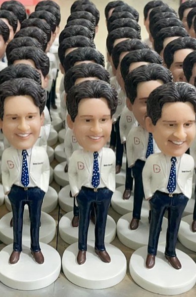 Wholesale Bobbleheads Manufacturer 400 Bulk Head To Toe Custom Bobbleheads